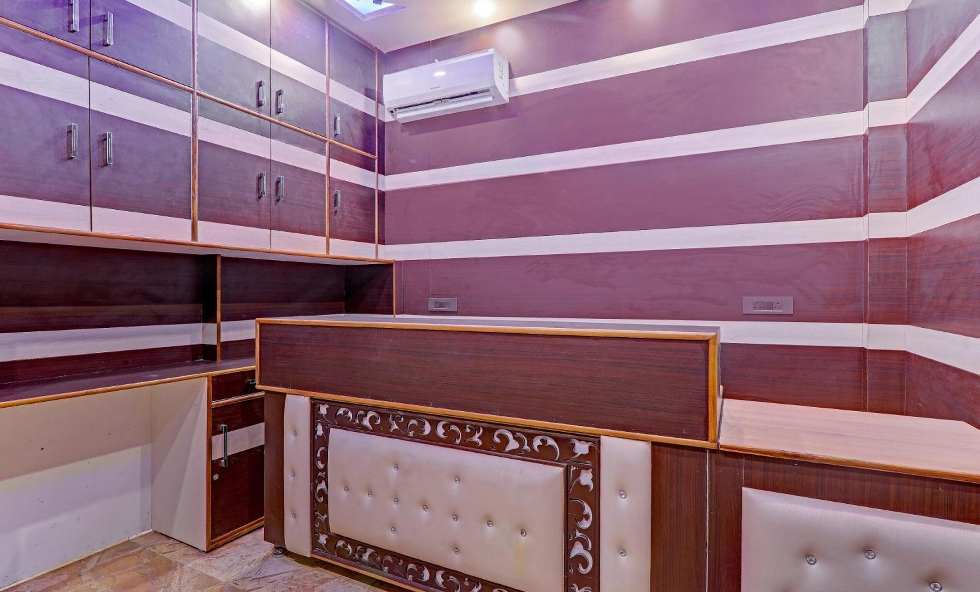 Hotel Townhouse Riddhi Residency 4*