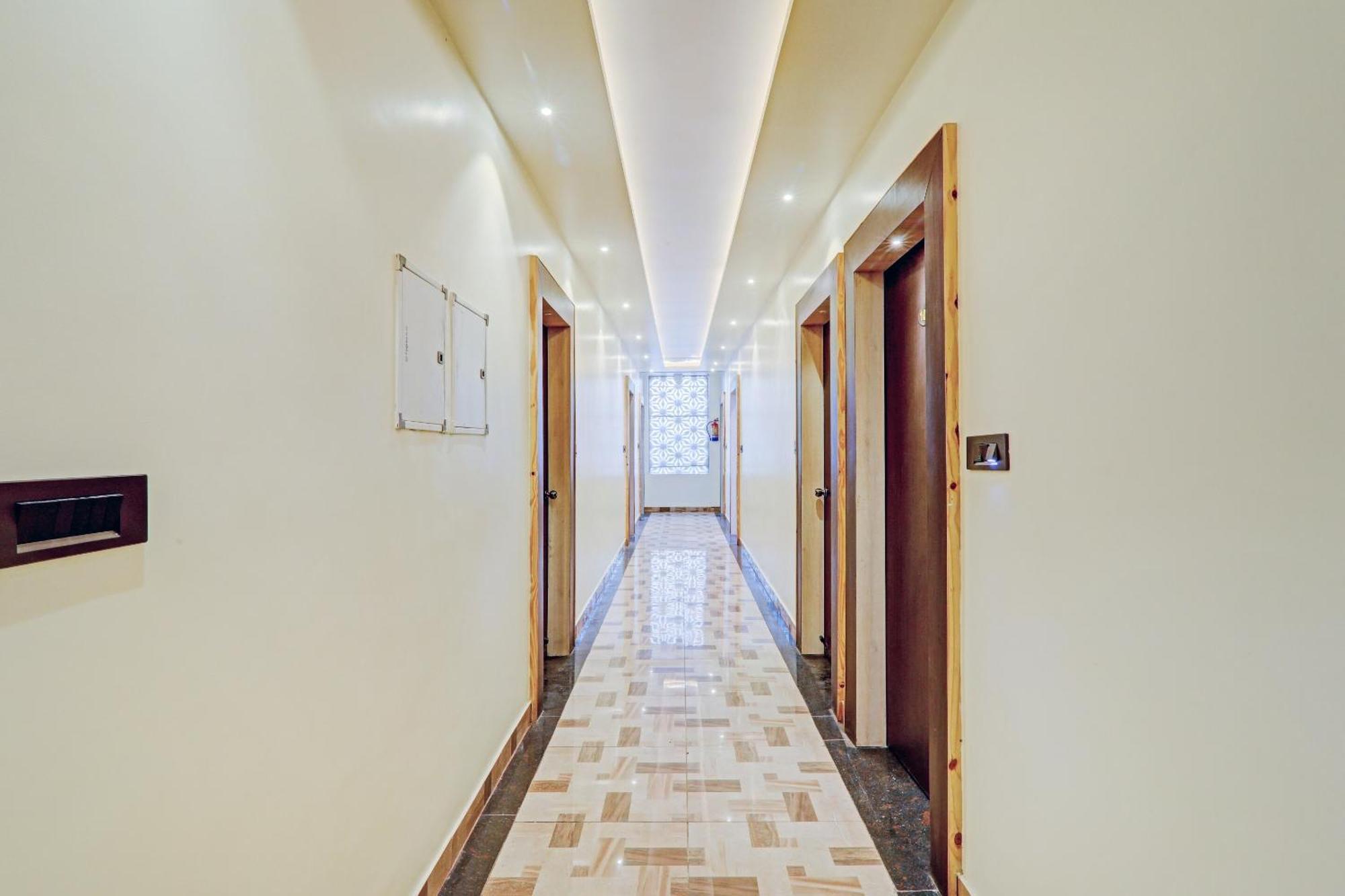 Townhouse Riddhi Residency Hotel